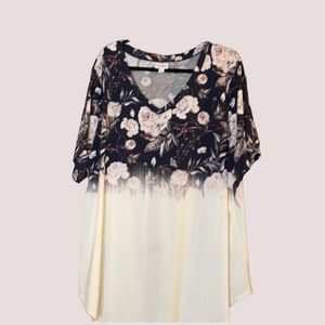 Lularoe Iris v-neck floral tee 2xl